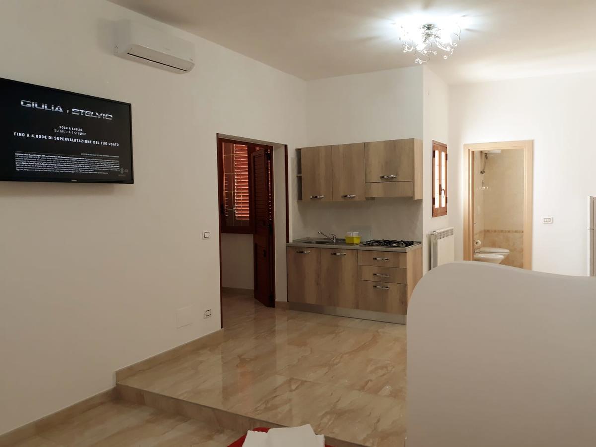 Aparthotel Il Vittoriano à Porto Cesareo Extérieur photo