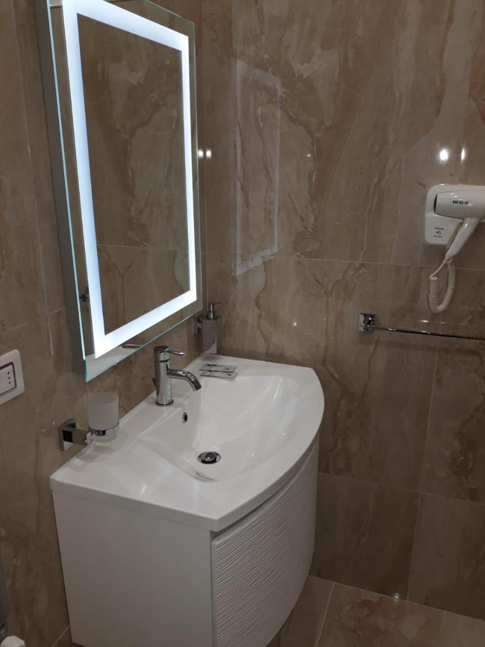 Aparthotel Il Vittoriano à Porto Cesareo Extérieur photo